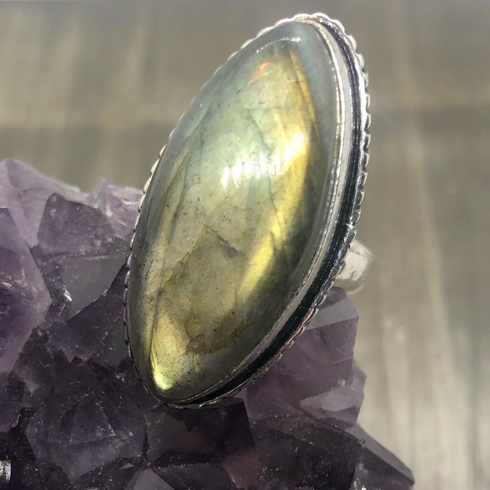 Golden flash labradorite crystal stamped 925 ring